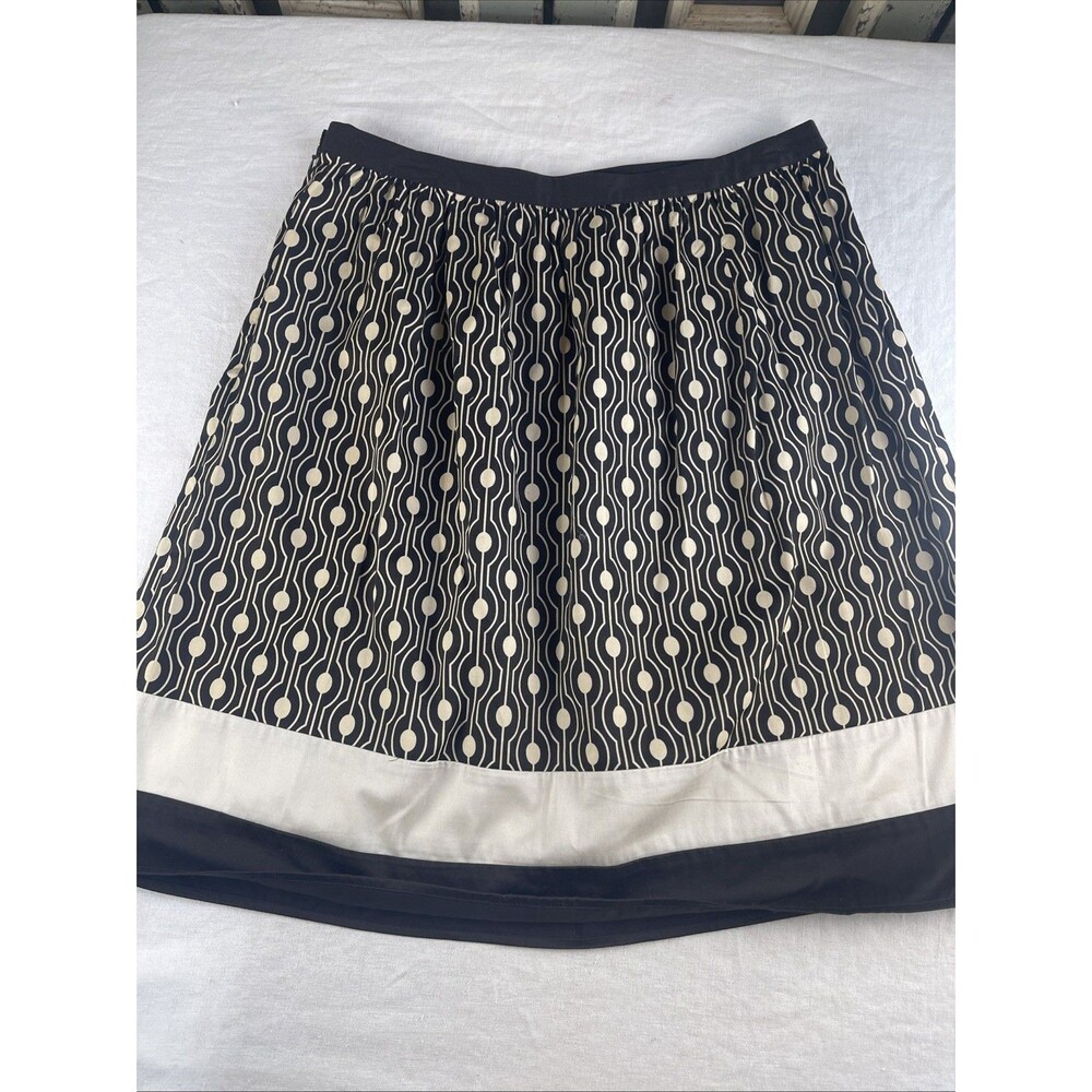 Talbots A-Line Black and Cream Patterned Skirt Size 10 - Picture 4 of 6